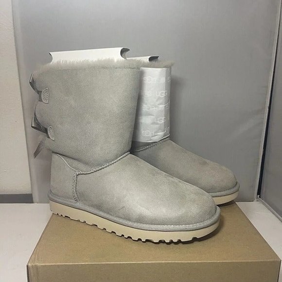 Women's UGG Bailey Bow II Boot in Grey, Size 8 - Picture 2 of 8